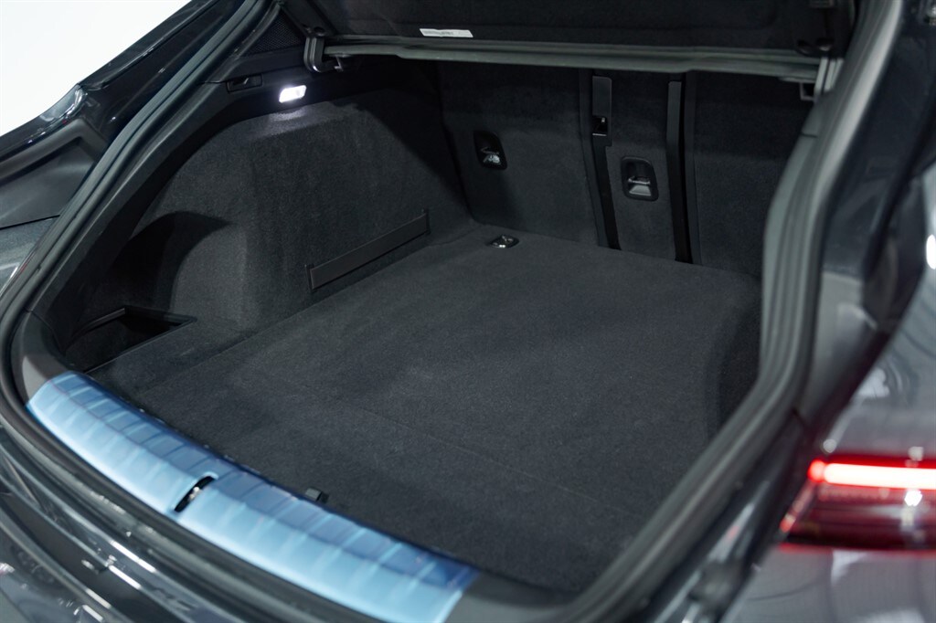 Used Porsche Taycan 2024 for sale - 77450120: Photo 24