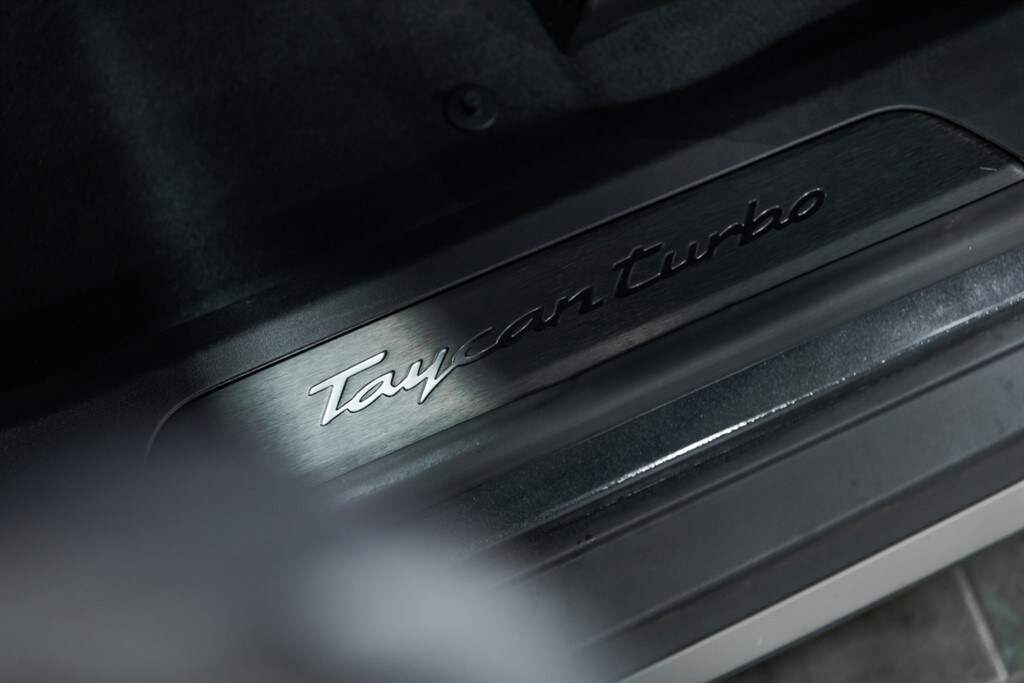 Used Porsche Taycan 2024 for sale - 77450120: Photo 34