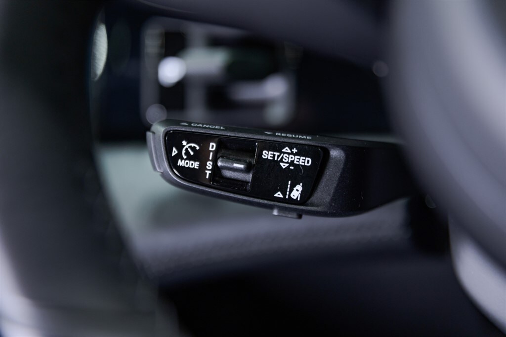 Used Porsche Taycan 2024 for sale - 77450120: Photo 40