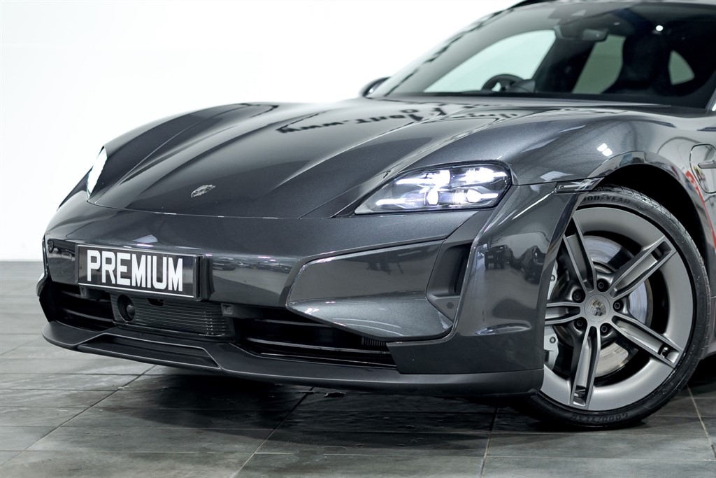 Used Porsche Taycan 2024 for sale - 77450120: Photo 5