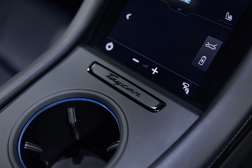 Used Porsche Taycan 2024 for sale - 77450120: Photo 62