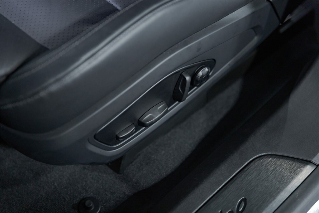 Used Porsche Taycan 2024 for sale - 77450120: Photo 71