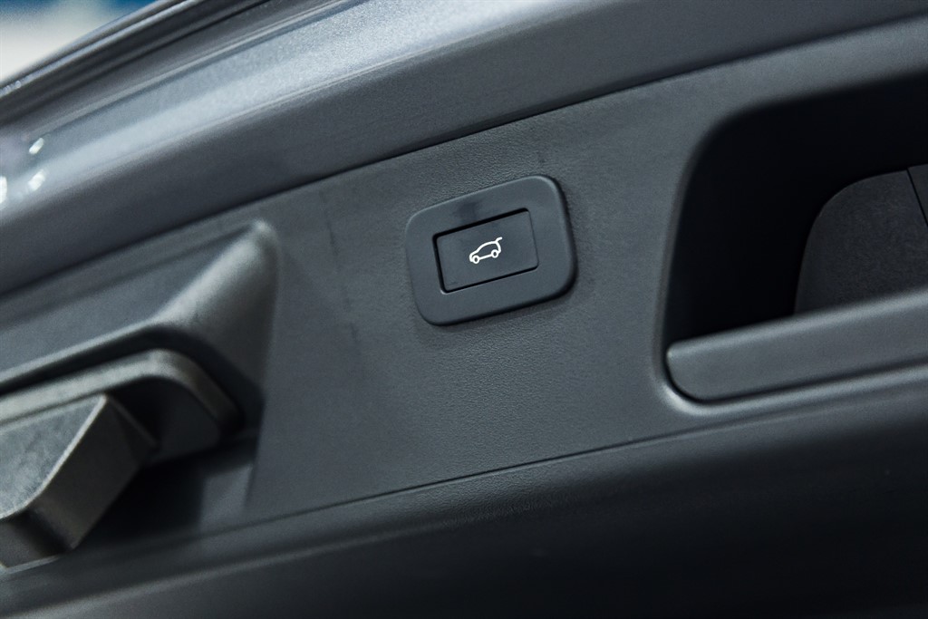 Used Jaguar E-Pace 2023 for sale - 76532372: Photo 21