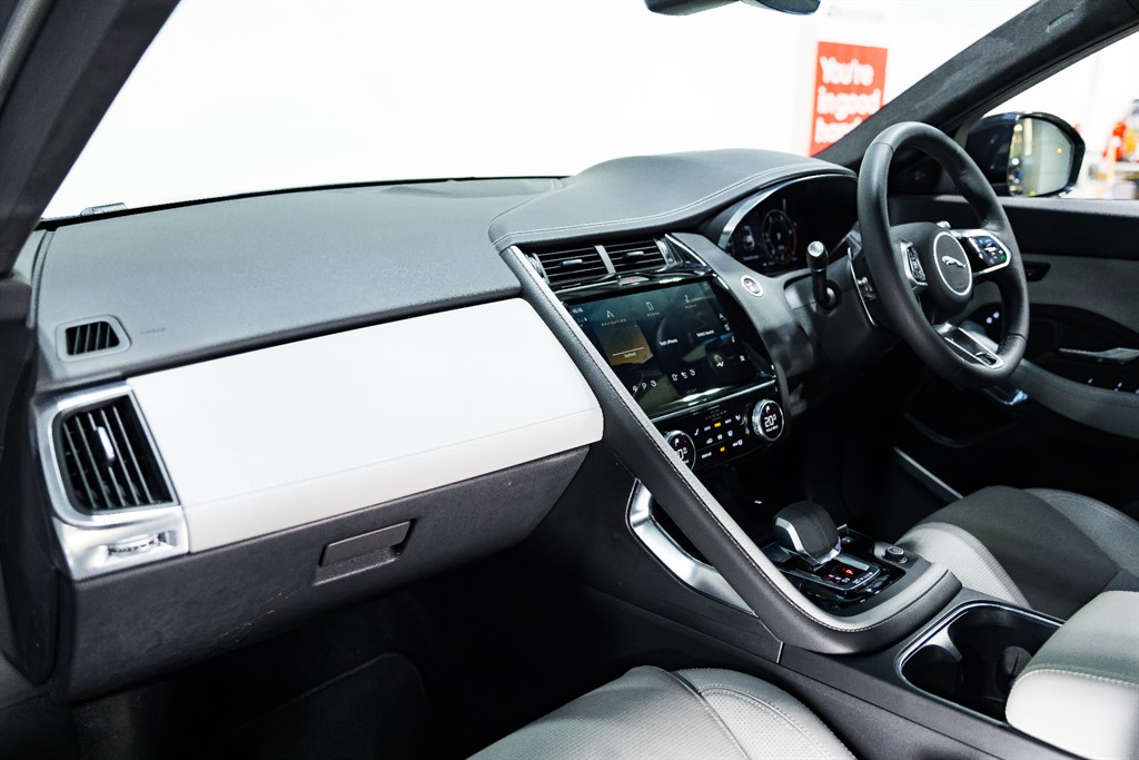 Used Jaguar E-Pace 2023 for sale - 76532372: Photo 24