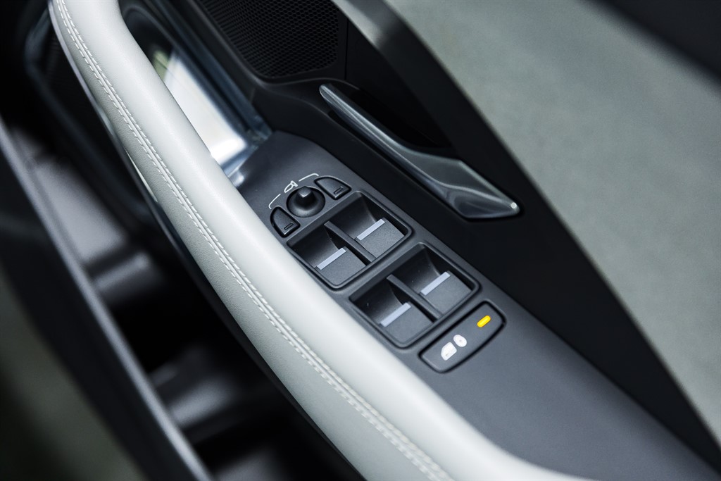 Used Jaguar E-Pace 2023 for sale - 76532372: Photo 31