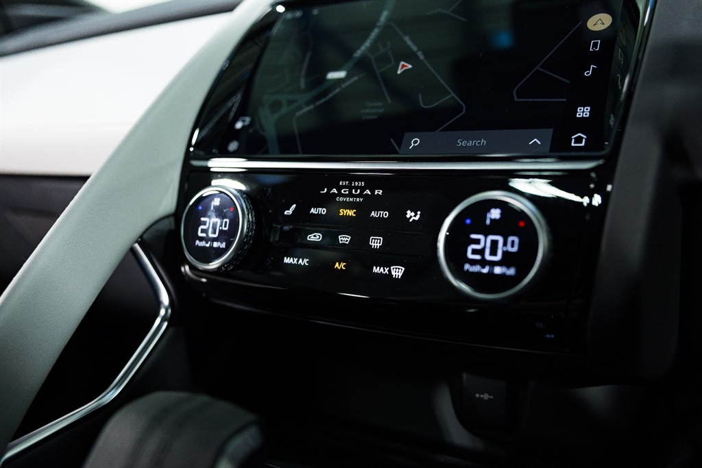 Used Jaguar E-Pace 2023 for sale - 76532372: Photo 40