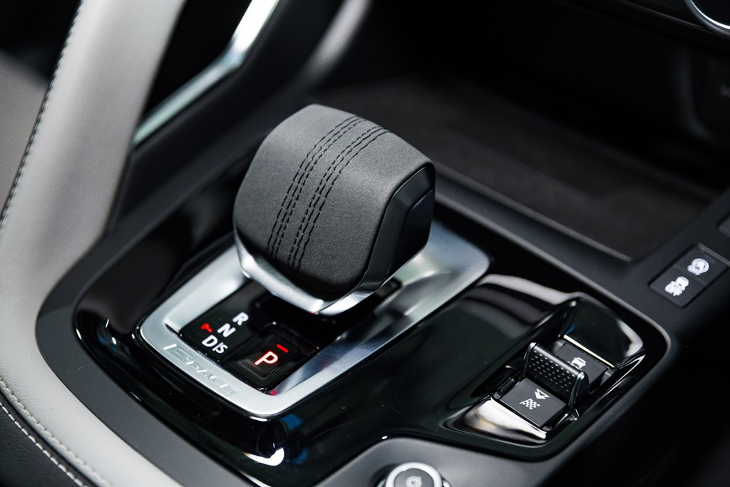 Used Jaguar E-Pace 2023 for sale - 76532372: Photo 45