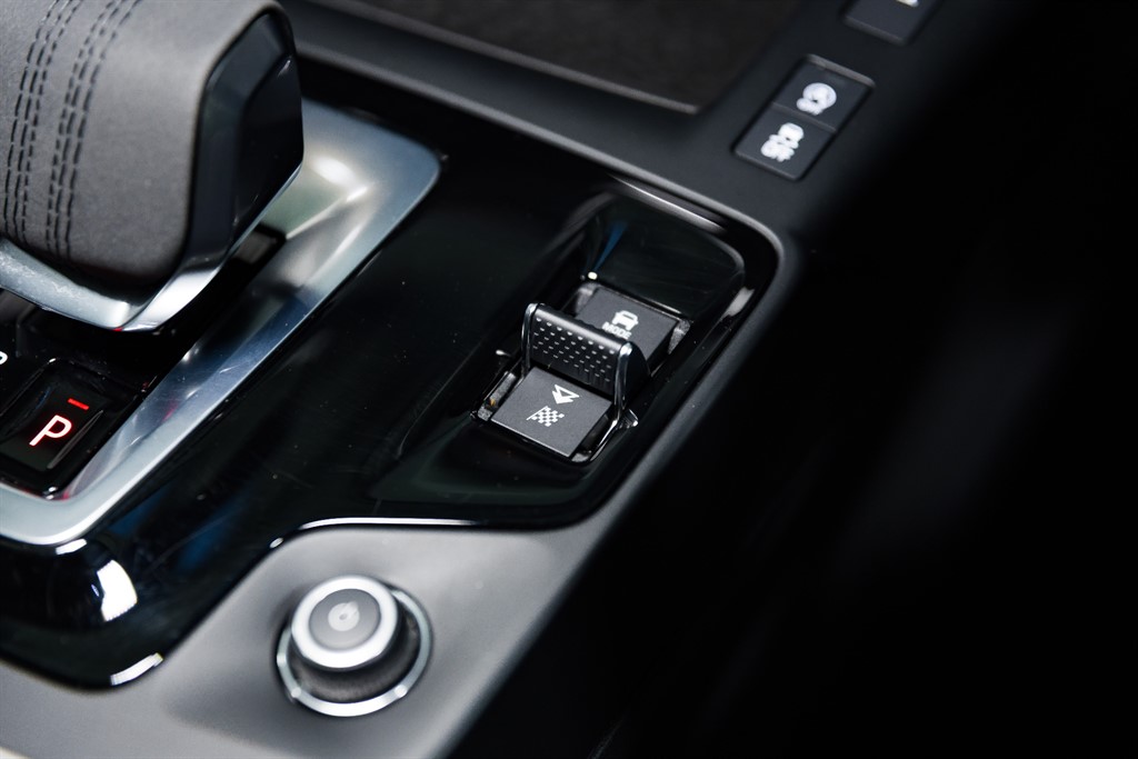 Used Jaguar E-Pace 2023 for sale - 76532372: Photo 47