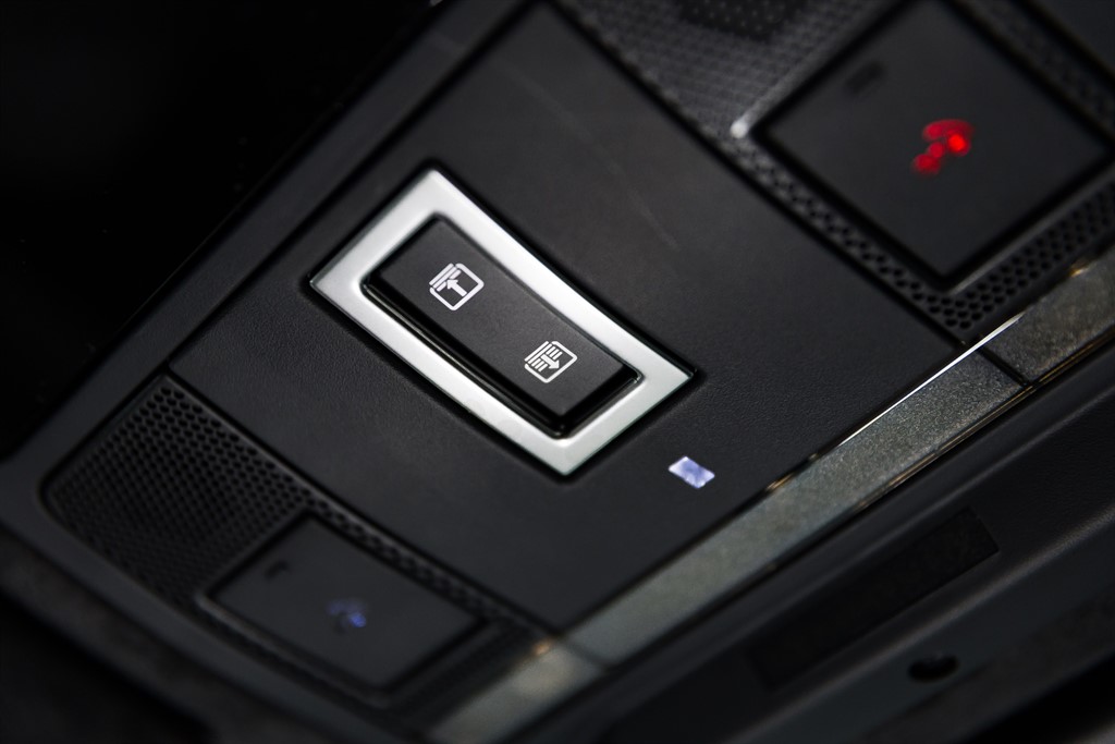 Used Jaguar E-Pace 2023 for sale - 76532372: Photo 51