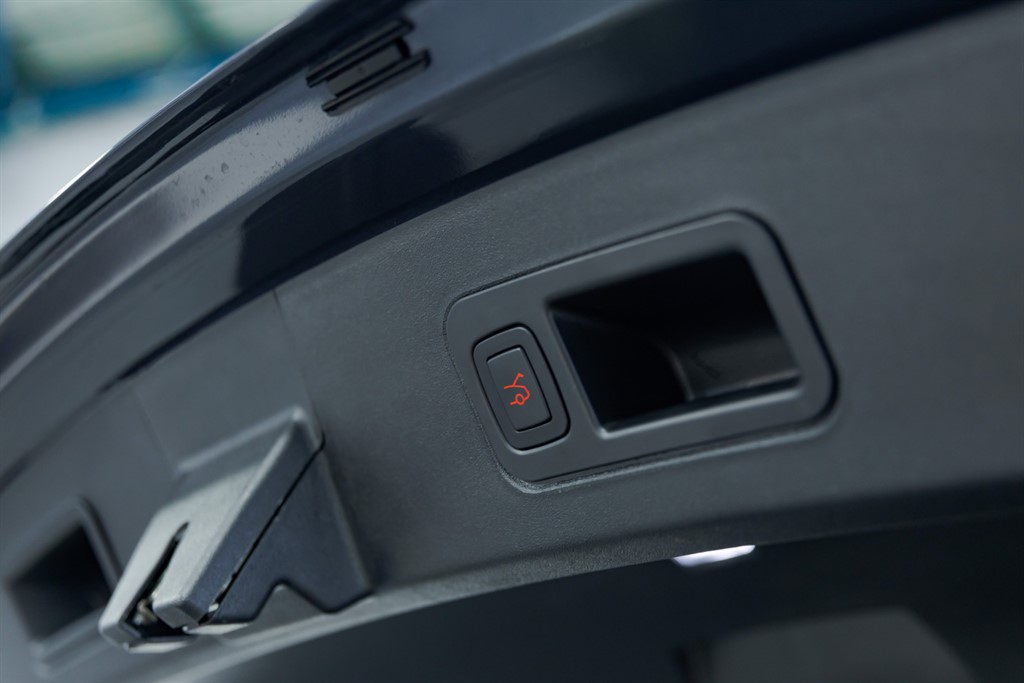 Used Tesla Model S 2020 for sale - 77354038: Photo 25