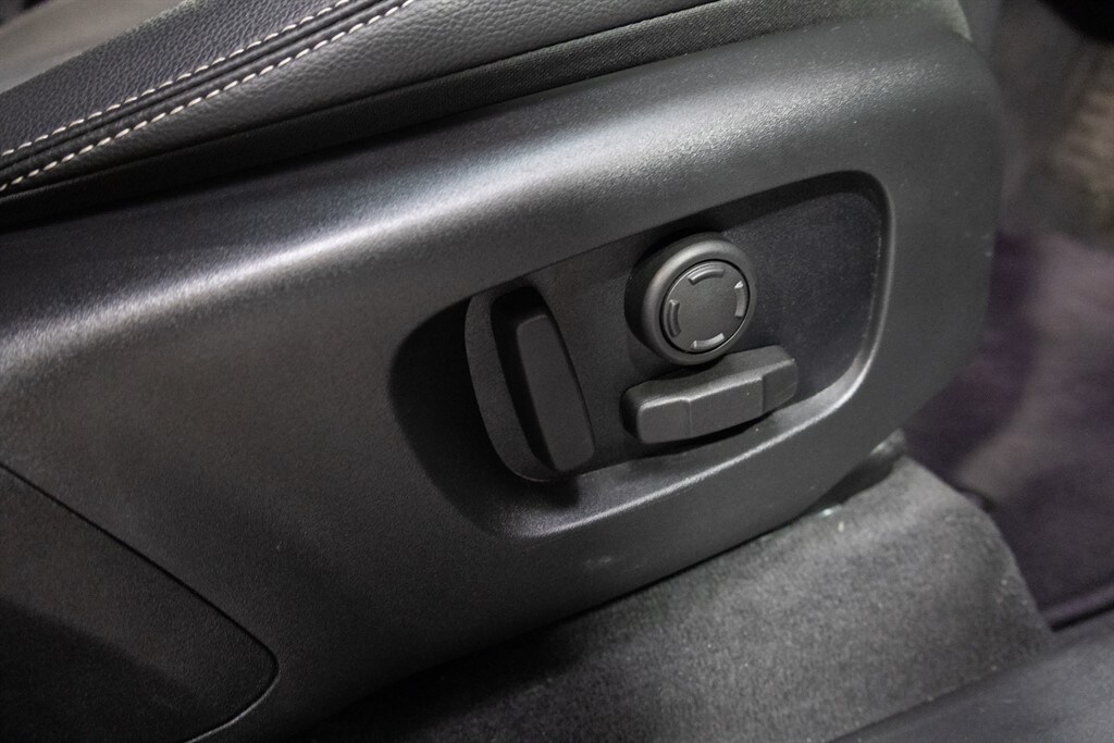 Used Land Rover Range Rover Velar 2023 for sale - 77786559: Photo 15