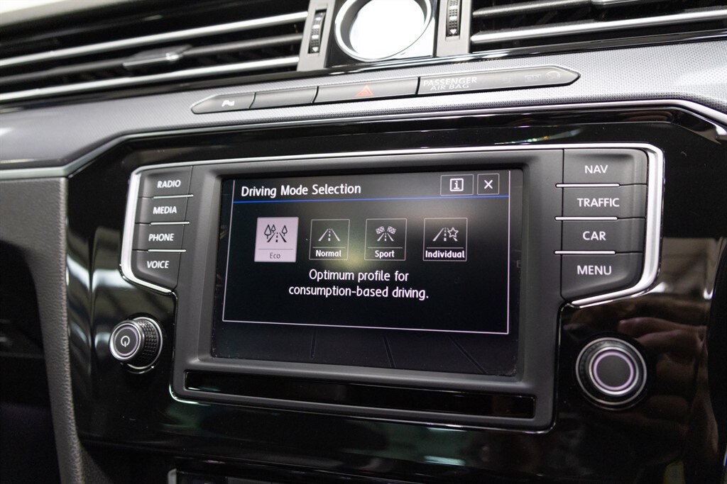 Used Volkswagen Passat 2017 for sale - 77841883: Photo 17