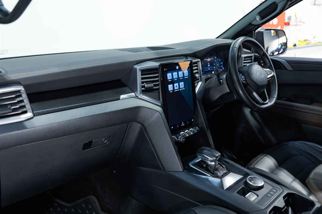 Used Volkswagen Amarok 2023 for sale - 76640665: Photo 32