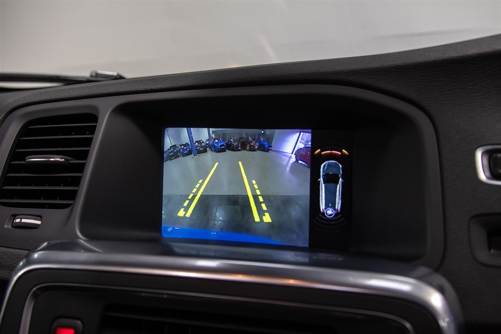 Used Volvo V60 2014 for sale - 77653367: Photo 20