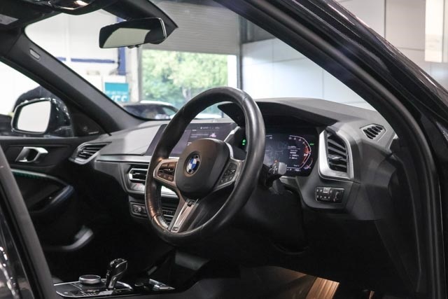 Used BMW 1 Series 2023 for sale - 76025846: Photo 11