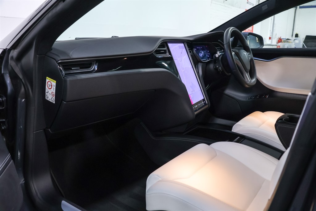 Used Tesla Model S 2019 for sale - 76636040: Photo 10