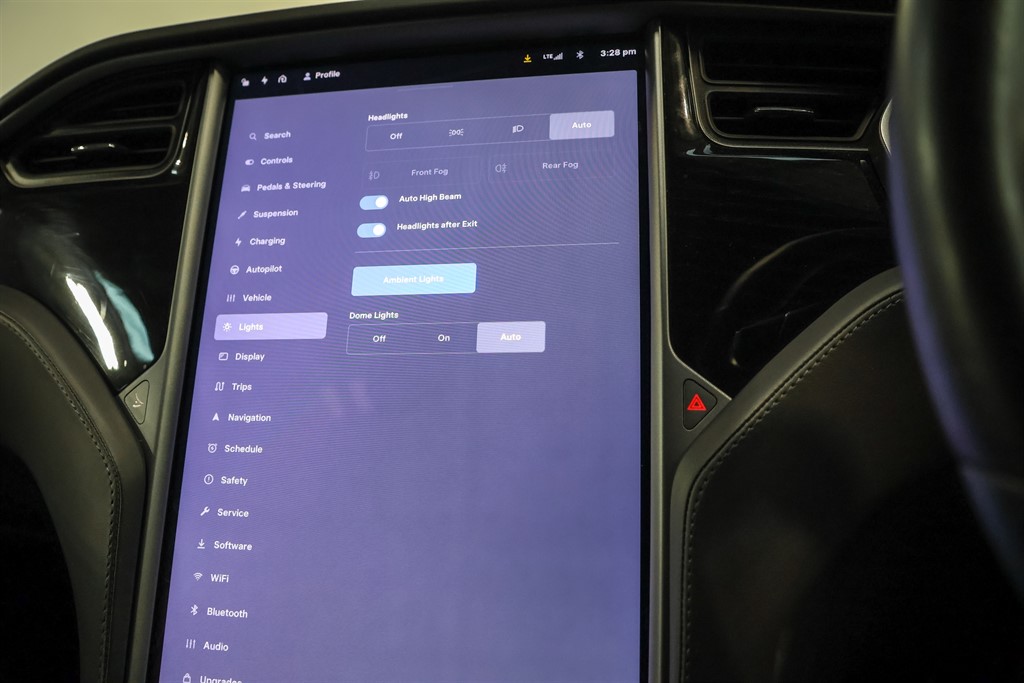 Used Tesla Model S 2019 for sale - 76636040: Photo 21