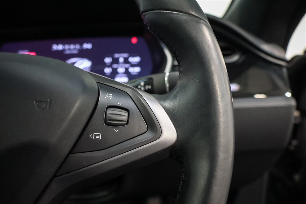 Used Tesla Model S 2019 for sale - 76636040: Photo 33