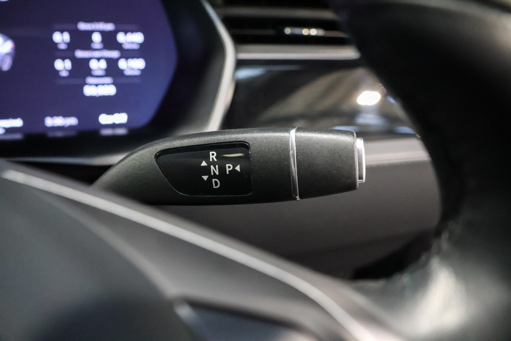 Used Tesla Model S 2019 for sale - 76636040: Photo 34