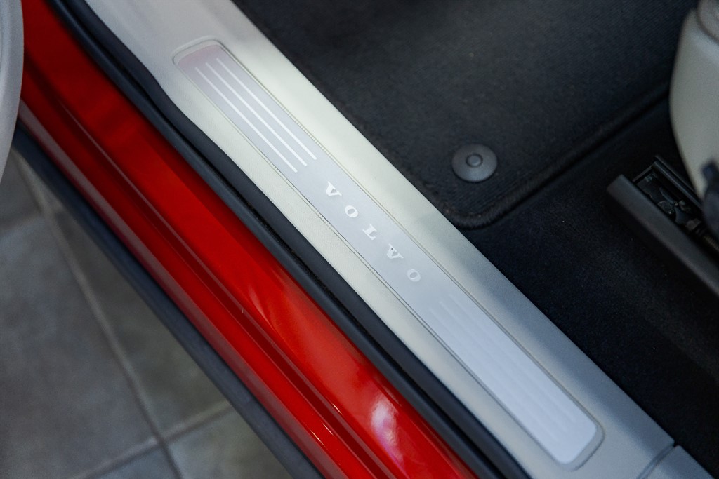 Used Volvo XC60 2023 for sale - 76796673: Photo 33