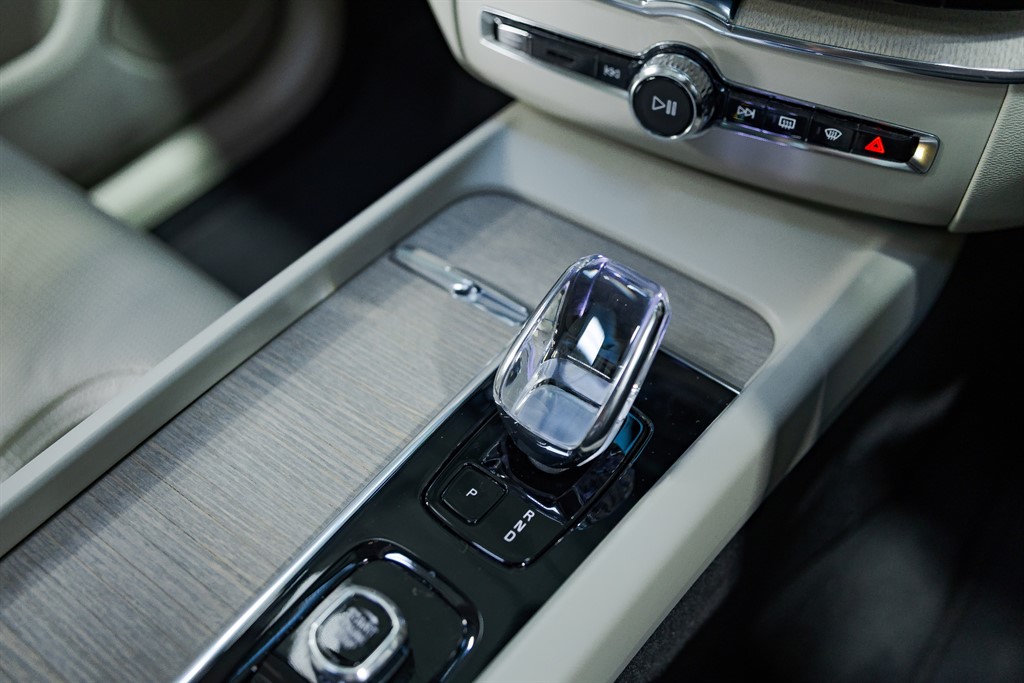 Used Volvo XC60 2023 for sale - 76796673: Photo 45