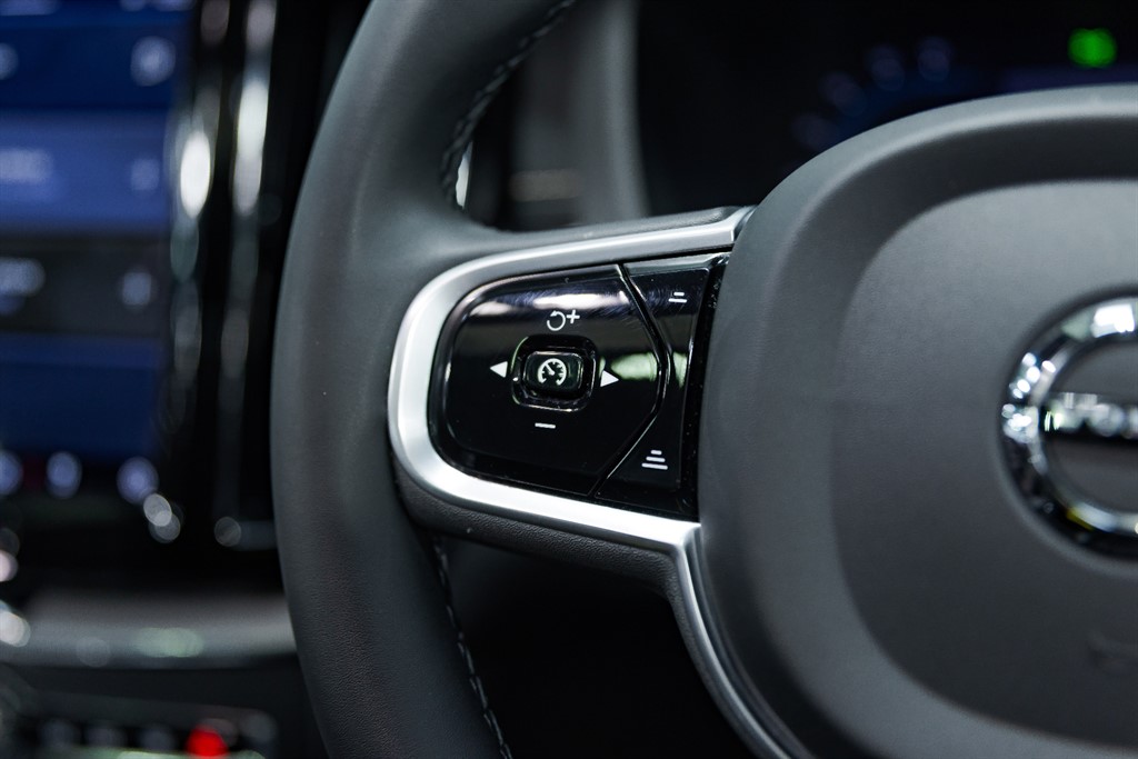 Used Volvo XC60 2022 for sale - 76908254: Photo 30