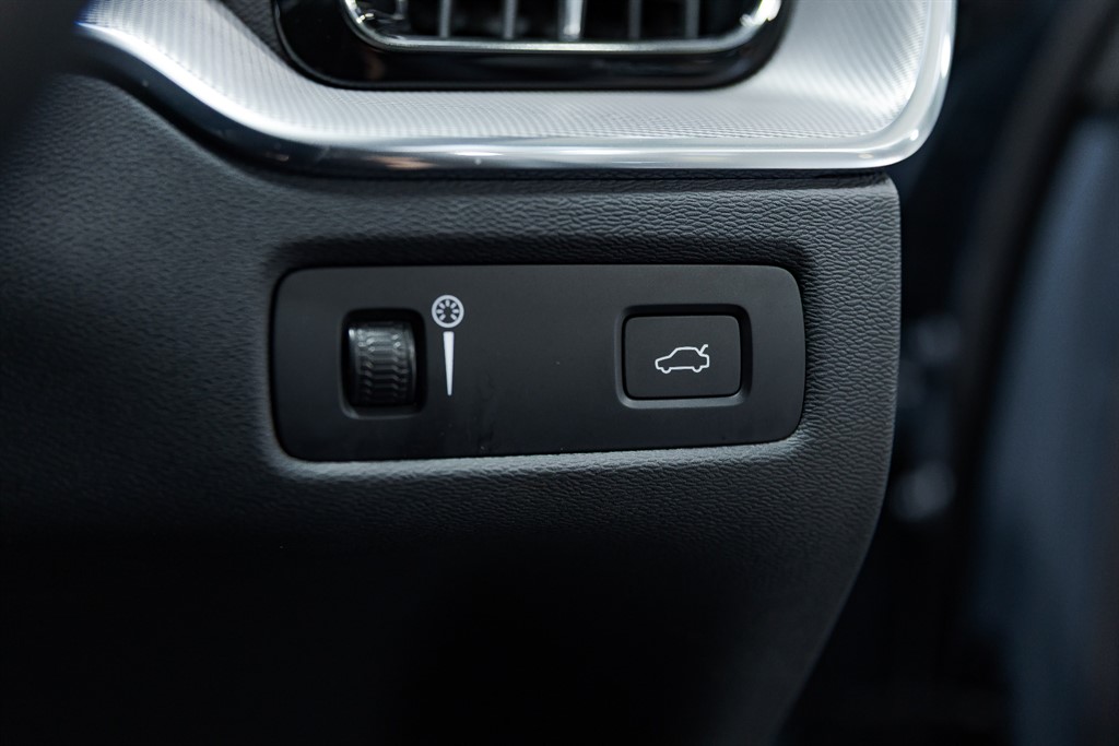 Used Volvo XC60 2022 for sale - 76908254: Photo 36