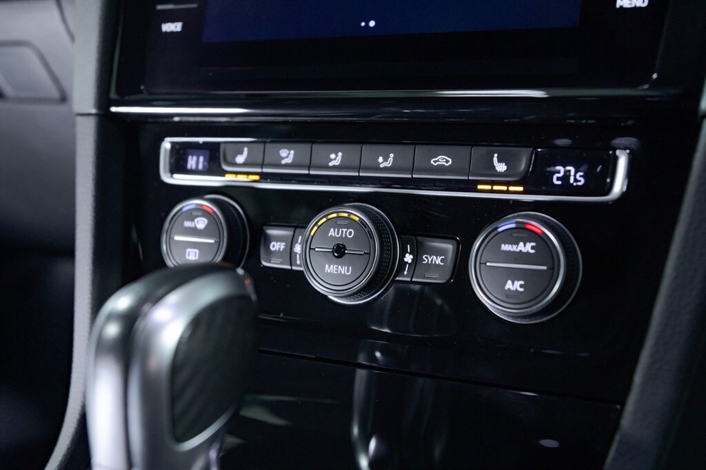 Used Volkswagen Golf 2020 for sale - 77552605: Photo 44