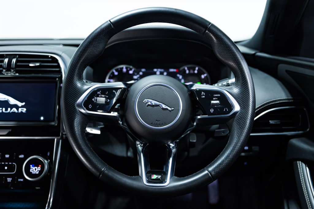 Used Jaguar XE 2020 for sale - 76384712: Photo 20