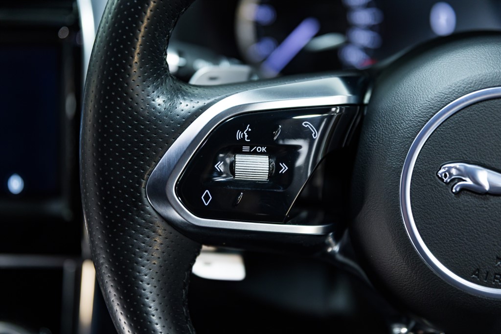 Used Jaguar XE 2020 for sale - 76384712: Photo 22