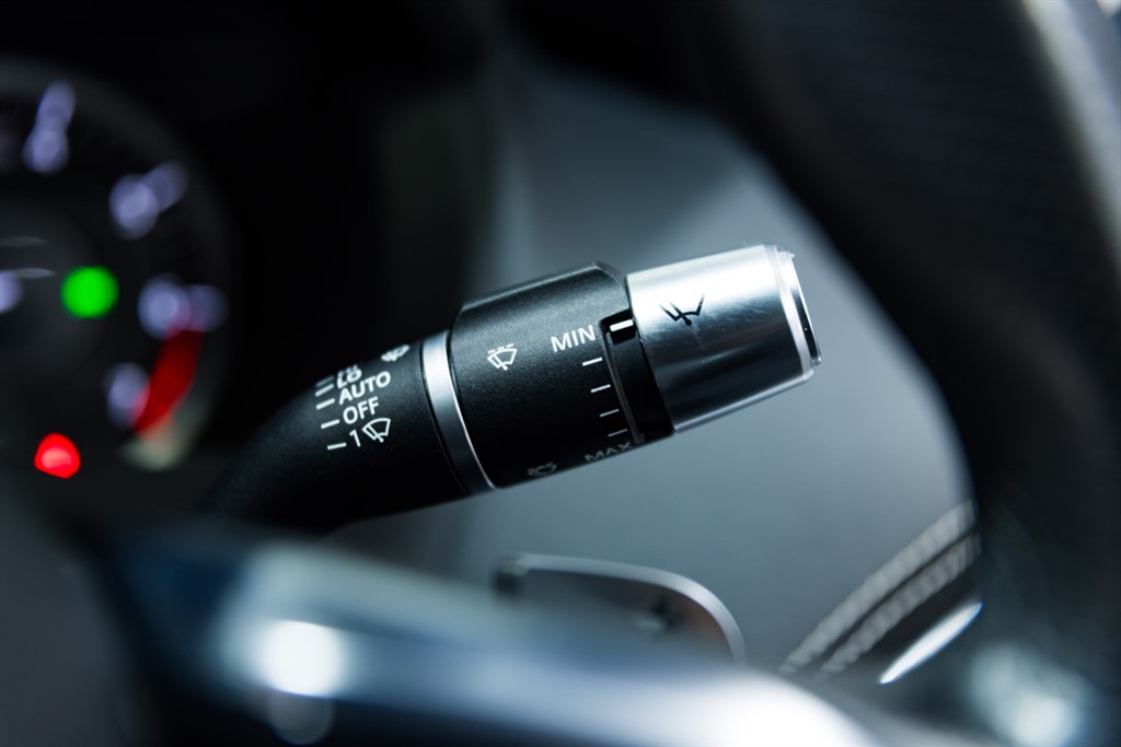 Used Jaguar XE 2020 for sale - 76384712: Photo 27