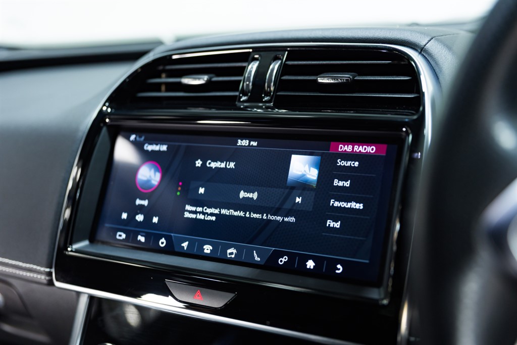 Used Jaguar XE 2020 for sale - 76384712: Photo 36