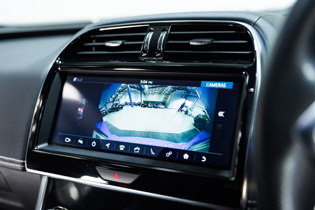 Used Jaguar XE 2020 for sale - 76384712: Photo 38