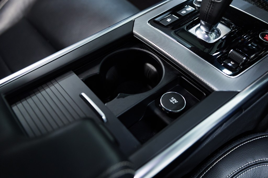 Used Jaguar XE 2020 for sale - 76384712: Photo 50