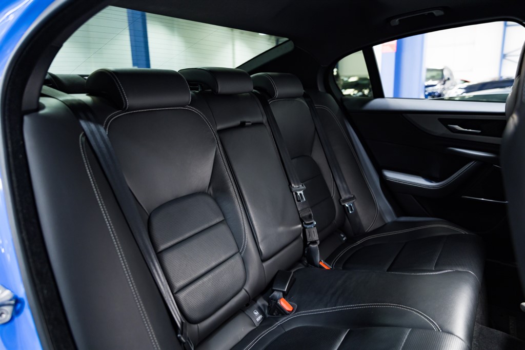 Used Jaguar XE 2020 for sale - 76384712: Photo 58