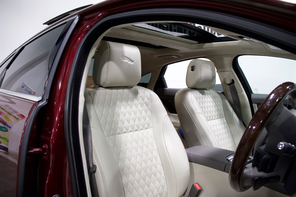 Used Jaguar XJ 2018 for sale - 77686067: Photo 4