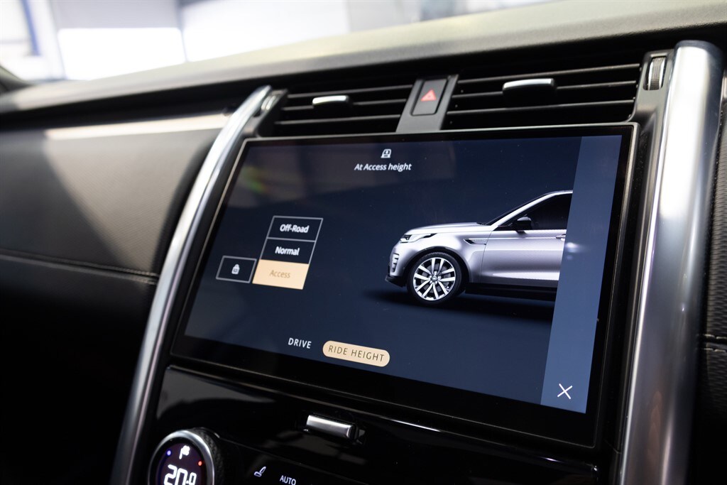 Used Land Rover Discovery 2021 for sale - 77975700: Photo 22