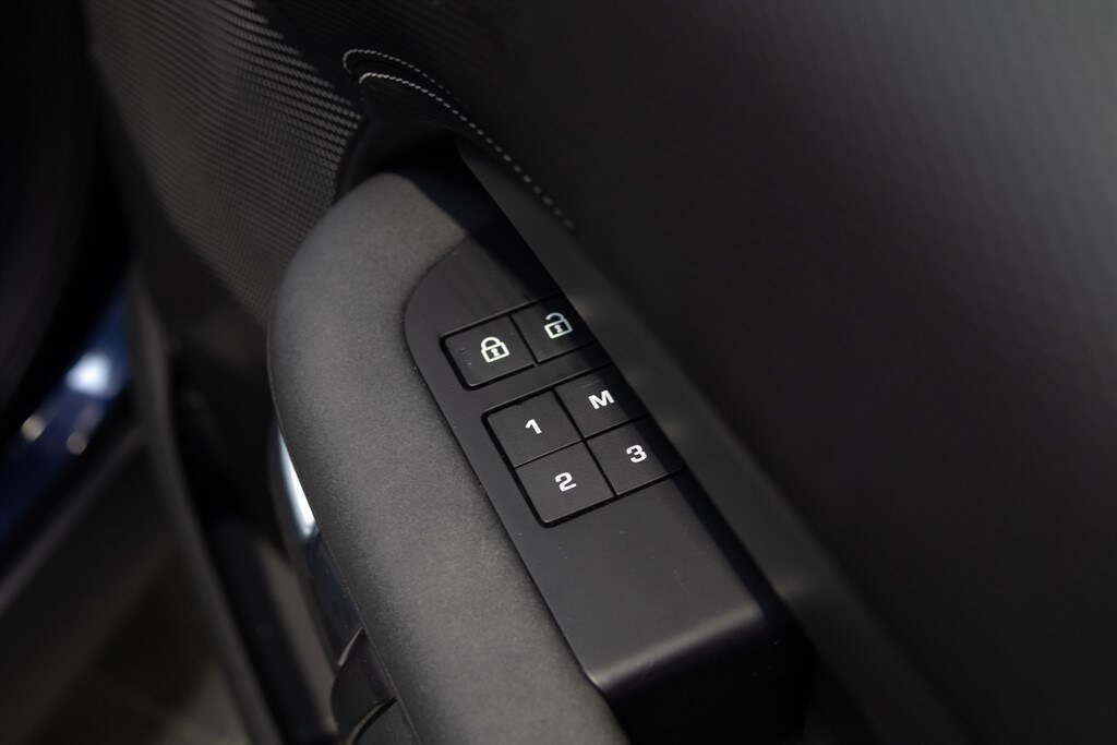 Used Land Rover Discovery 2021 for sale - 77975700: Photo 43