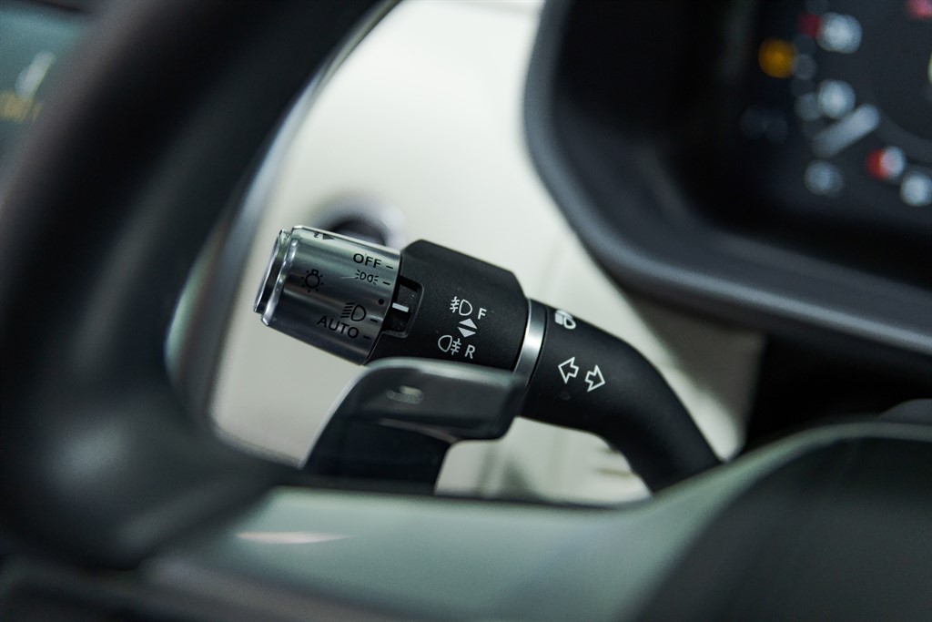 Used Land Rover Discovery 2021 for sale - 76875338: Photo 36