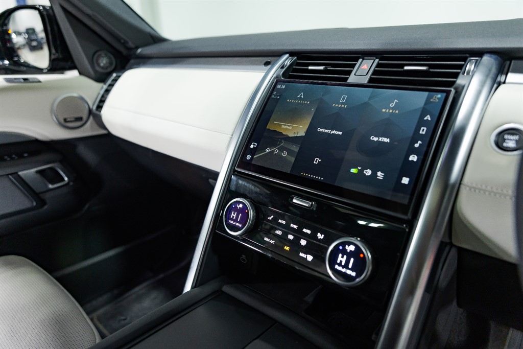 Used Land Rover Discovery 2021 for sale - 76875338: Photo 41