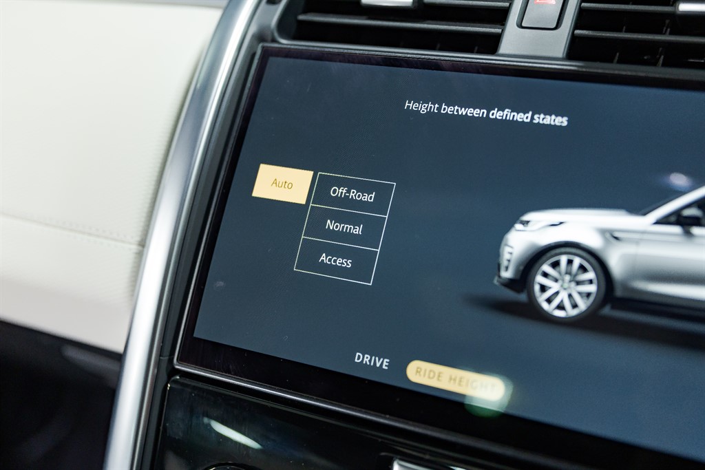 Used Land Rover Discovery 2021 for sale - 76875338: Photo 47