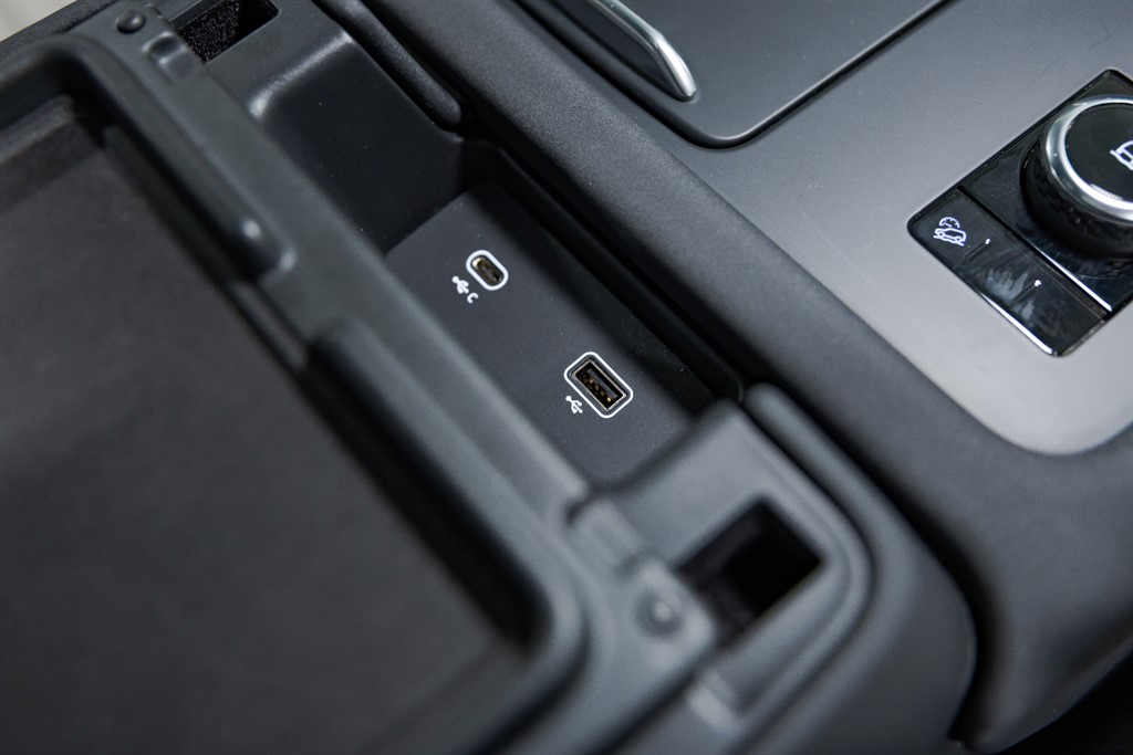 Used Land Rover Discovery 2021 for sale - 76875338: Photo 62