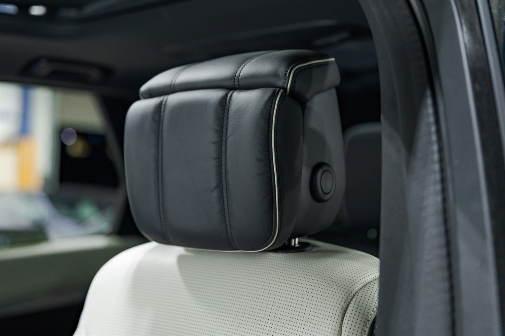 Used Land Rover Discovery 2021 for sale - 76875338: Photo 68