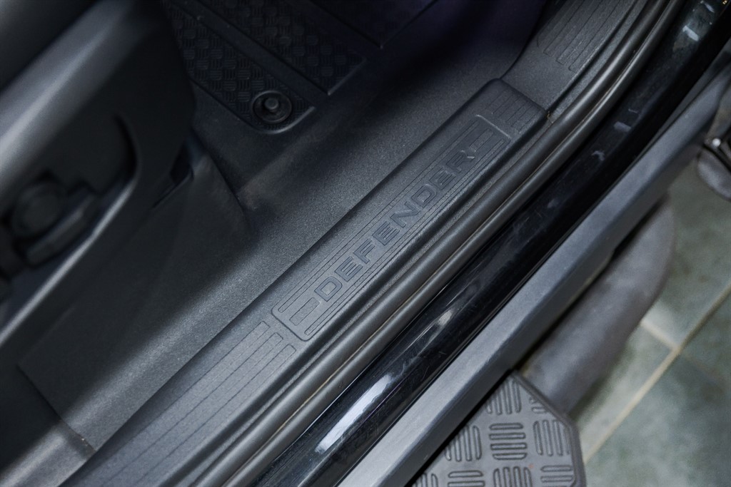 Used Land Rover Defender 2020 for sale - 76745621: Photo 38