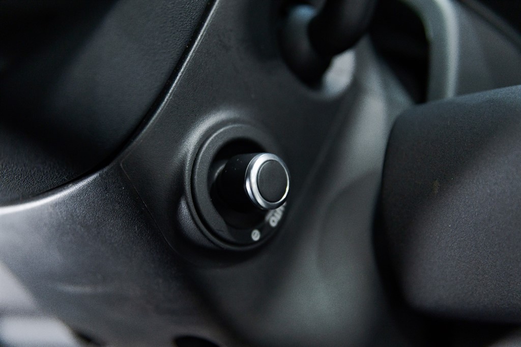 Used Land Rover Defender 2020 for sale - 76745621: Photo 40