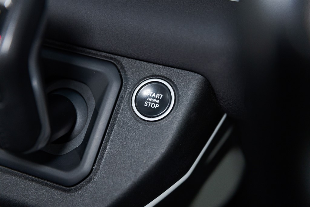 Used Land Rover Defender 2020 for sale - 76745621: Photo 54