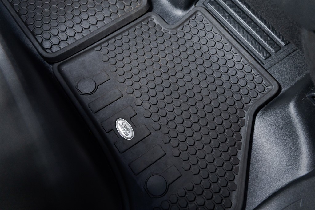 Used Land Rover Defender 2020 for sale - 76745621: Photo 67