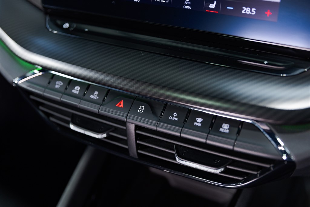 Used Skoda Octavia 2023 for sale - 77134177: Photo 51