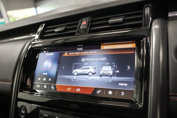 Used Land Rover Discovery 2019 for sale - 76184151: Photo 25