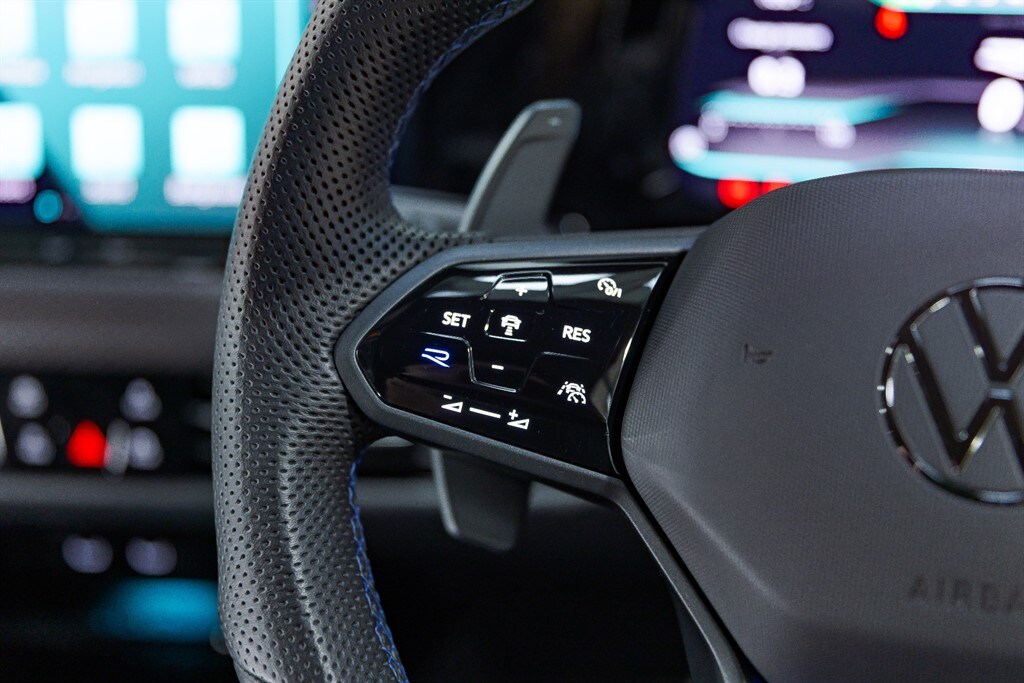 Used Volkswagen Golf 2024 for sale - 76750254: Photo 30